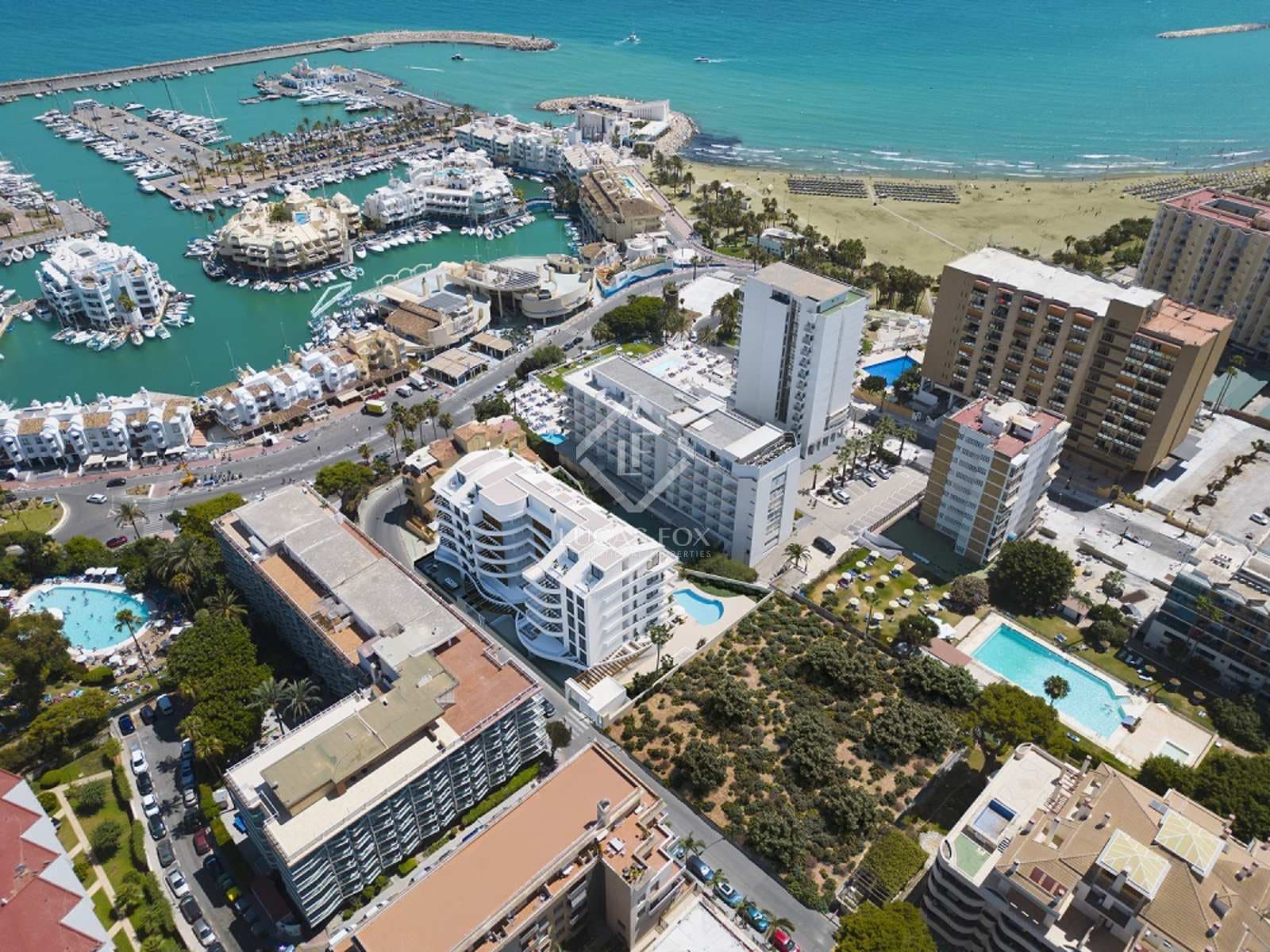 Marina Golden Bay 3