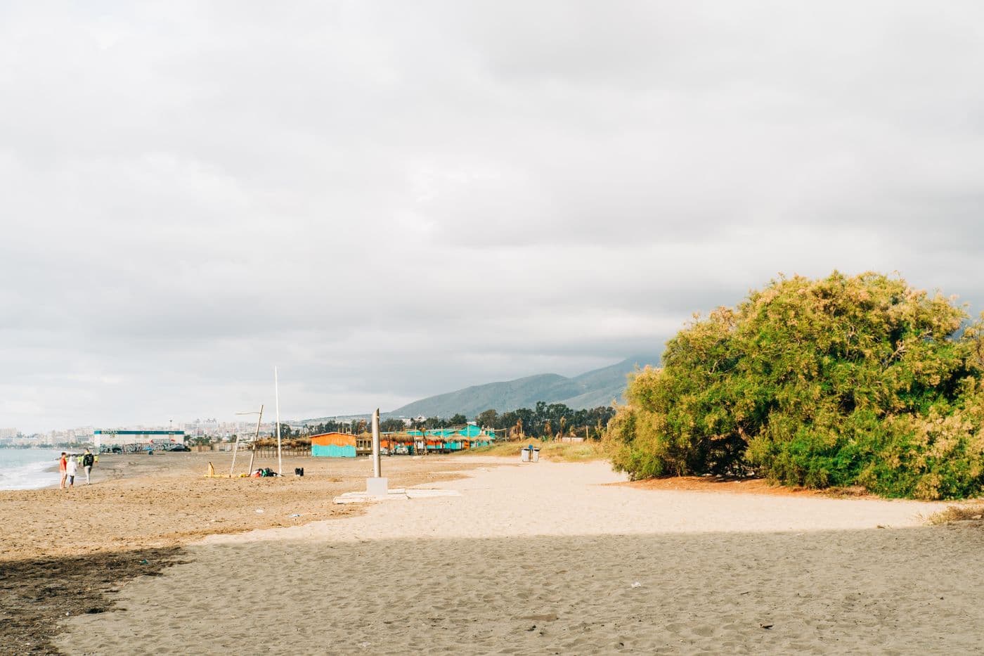 Rustig strand bij Malaga